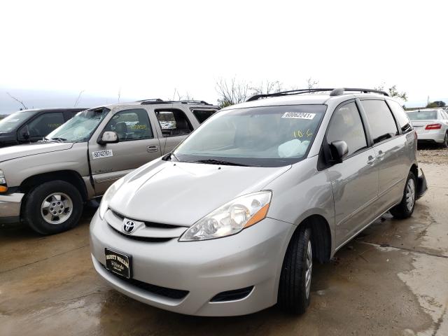 Photo 2 from auction – 2010 TOYOTA SIENNA CE with VIN 5TDKK4CCXAS322417