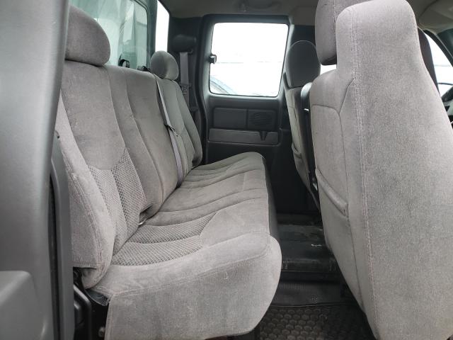 Photo 6 from auction – 2006 CHEVROLET SILVERADO with VIN 1GCHK29UX6E286739