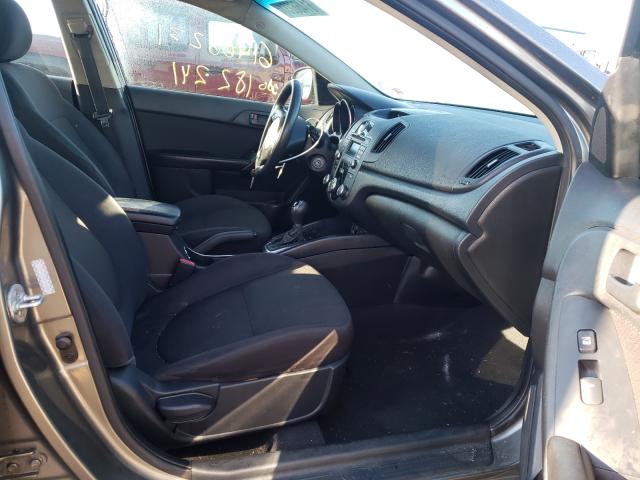 Photo 5 from auction – 2011 KIA FORTE EX with VIN KNAFU5A20B5413020