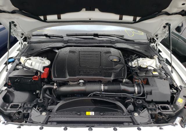 Photo 7 from auction – 2018 JAGUAR XF PREMIUM with VIN SAJBJ4FXXJCY64248