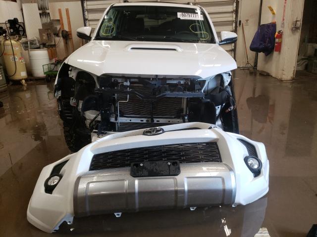 Photo 9 from auction – 2019 TOYOTA 4RUNNER SR with VIN JTEBU5JR9K5714704