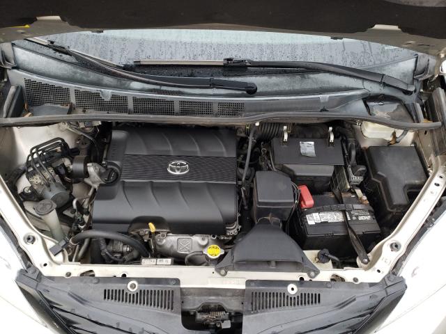 Photo 7 from auction – 2015 TOYOTA SIENNA with VIN 5TDZK3DC1FS644846