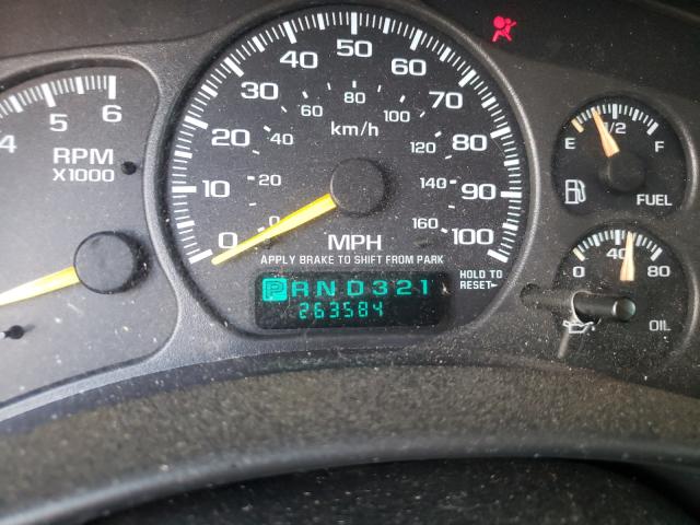 Photo 8 from auction – 2001 CHEVROLET SUBURBAN K with VIN 3GNFK16T61G224907