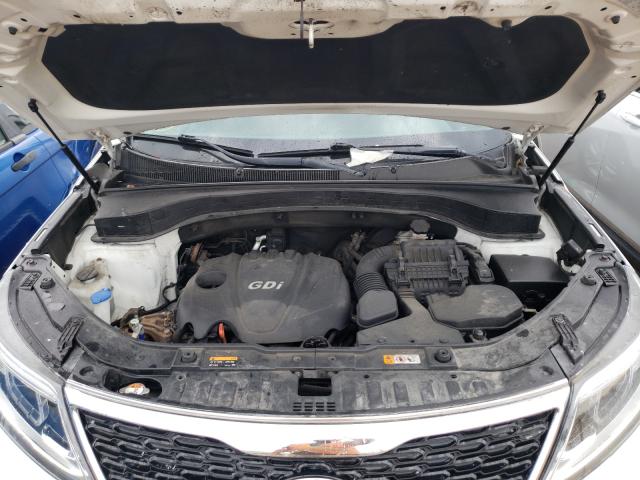 Photo 7 from auction – 2015 KIA SORENTO LX with VIN 5XYKT3A65FG593071