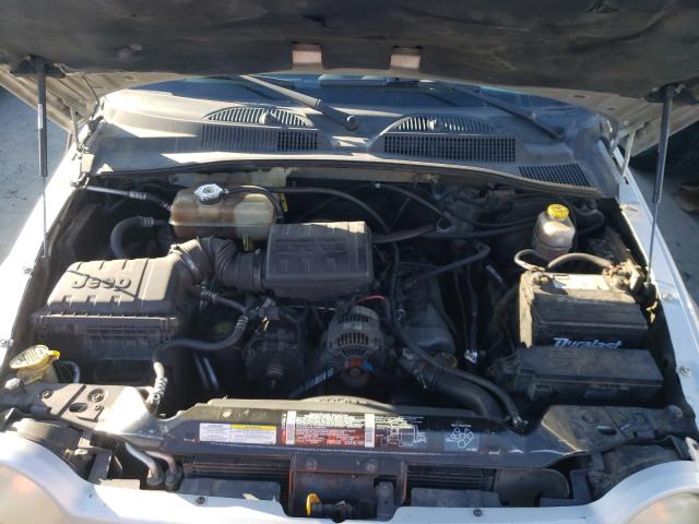 Photo 7 from auction – 2002 JEEP LIBERTY SP with VIN 1J4GK48K42W168918