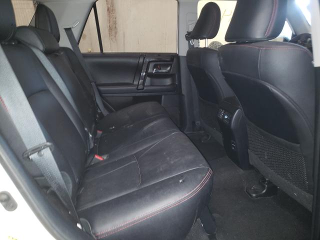 Photo 6 from auction – 2019 TOYOTA 4RUNNER SR with VIN JTEBU5JR9K5714704
