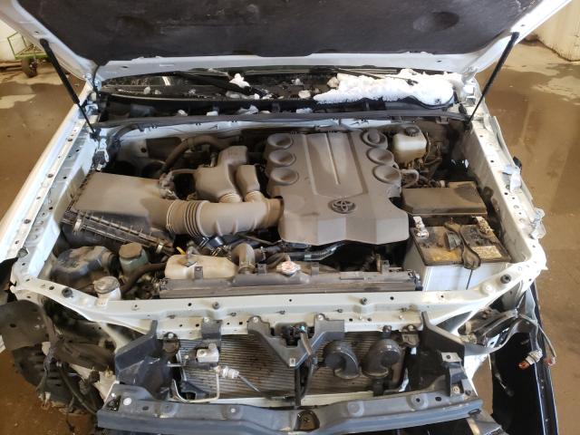 Photo 7 from auction – 2019 TOYOTA 4RUNNER SR with VIN JTEBU5JR9K5714704