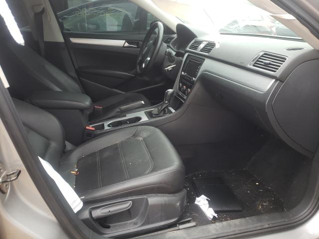 Photo 5 from auction – 2013 VOLKSWAGEN PASSAT SE with VIN 1VWBN7A33DC071447