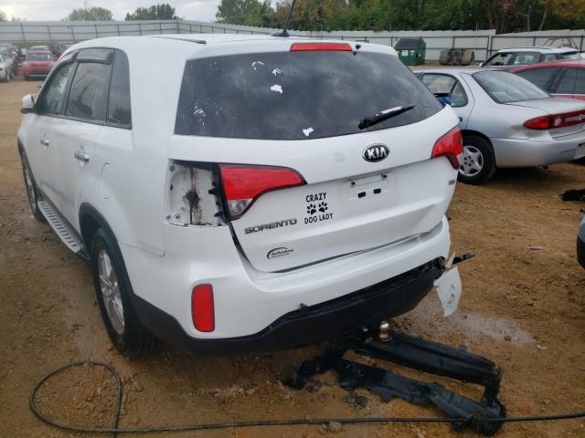 Photo 3 from auction – 2015 KIA SORENTO LX with VIN 5XYKT3A65FG593071