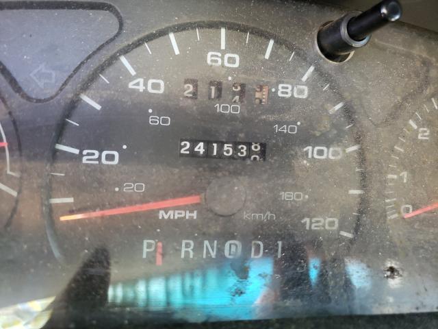 Photo 8 from auction – 2002 FORD TAURUS SE with VIN 1FAFP53U62A246328
