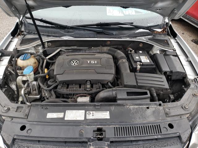 Photo 7 from auction – 2015 VOLKSWAGEN PASSAT S with VIN 1VWAT7A32FC050836