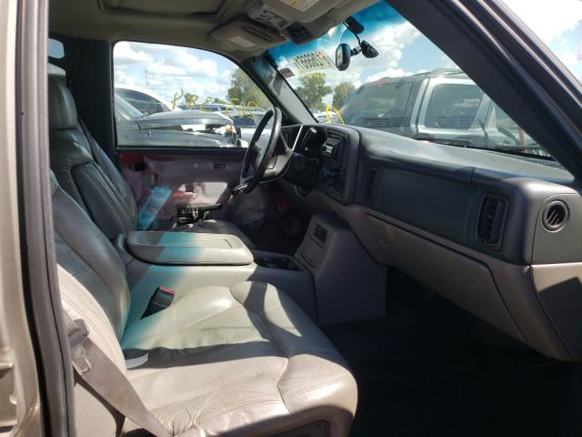 Photo 5 from auction – 2001 CHEVROLET SUBURBAN K with VIN 3GNFK16T61G224907