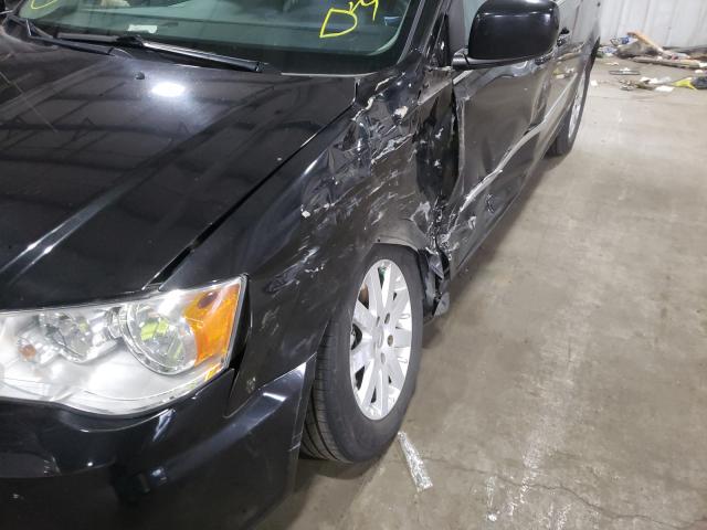 Photo 9 from auction – 2016 CHRYSLER TOWN & COU with VIN 2C4RC1BG7GR298884