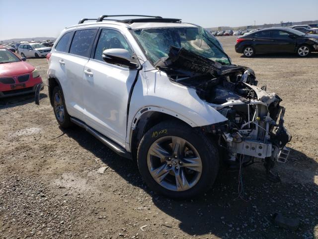 TOYOTA HIGHLANDER 2017 with VIN 5TDYZRFH4HS207896 - Photo from auction