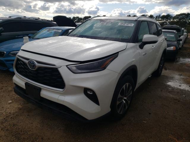 Photo 2 from auction – 2021 TOYOTA HIGHLANDER with VIN 5TDGBRCH4MS526715