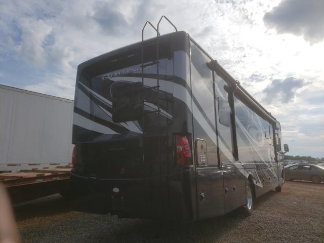 Photo 4 from auction – 2021 THOR CHALLENGER with VIN 1F66F5DN7L0A13699
