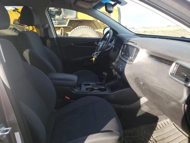Photo 5 from auction – 2018 KIA SORENTO LX with VIN 5XYPGDA11JG350015
