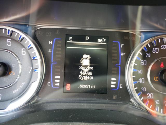 Photo 8 from auction – 2017 CHRYSLER 200 LIMITE with VIN 1C3CCCAB6HN510491