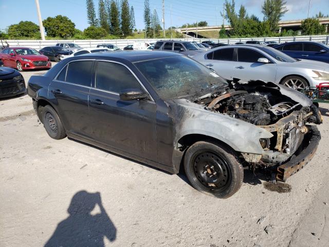 CHRYSLER 300 2013 with VIN 2C3CCAAG7DH572677 - Photo from auction