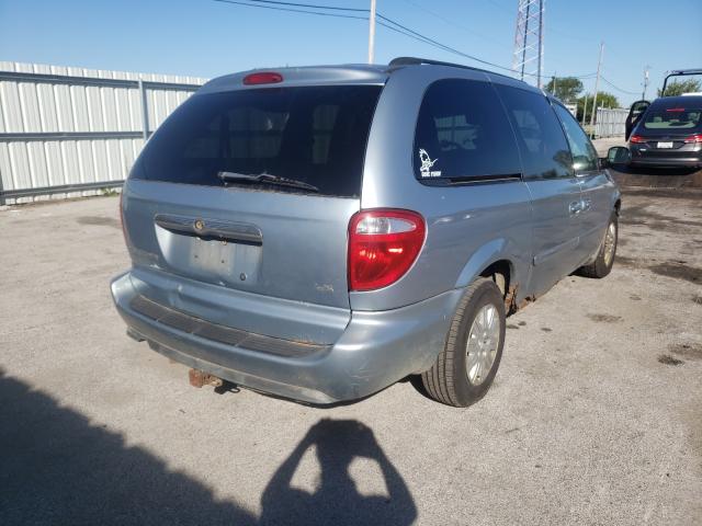 Photo 4 from auction – 2006 CHRYSLER TOWN & COU with VIN 2A4GP44R56R882009