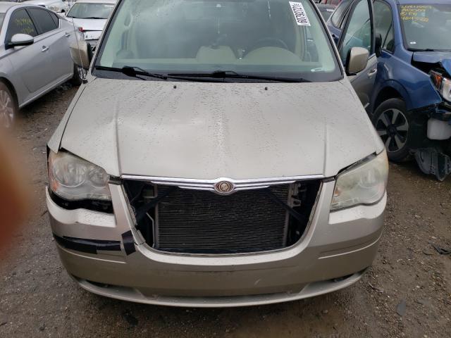 Photo 7 from auction – 2008 CHRYSLER TOWN & COU with VIN 2A8HR54P18R648311