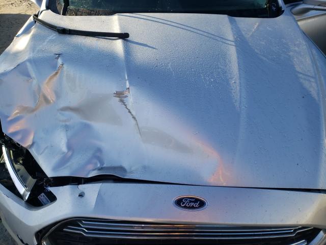 Photo 7 from auction – 2016 FORD FUSION SE with VIN 3FA6P0H70GR147877
