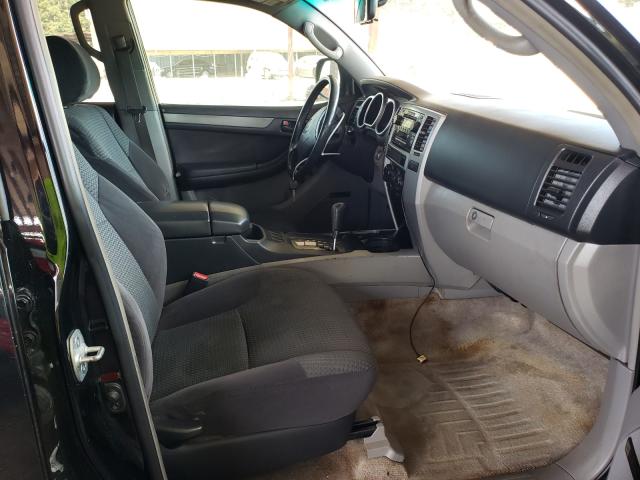 Photo 5 from auction – 2004 TOYOTA 4RUNNER SR with VIN JTEZU14R240036302