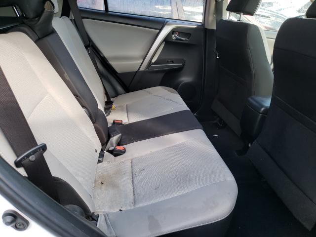 Photo 6 from auction – 2017 TOYOTA RAV4 XLE with VIN JTMRFREV1HD204874