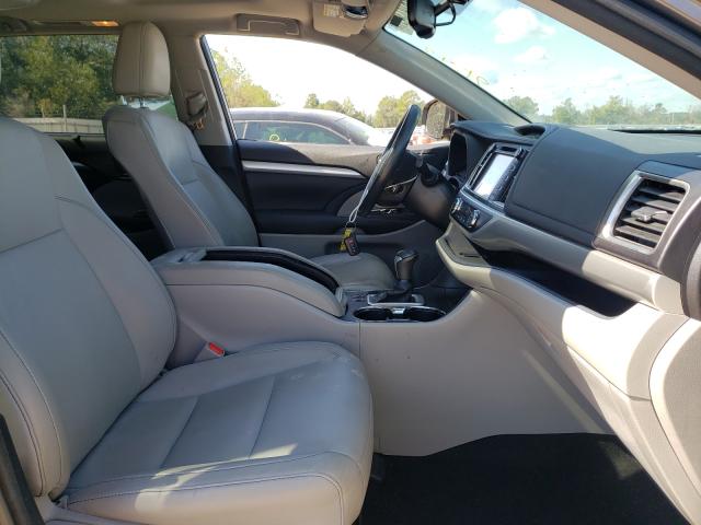 Photo 5 from auction – 2015 TOYOTA HIGHLANDER with VIN 5TDKKRFH0FS087912