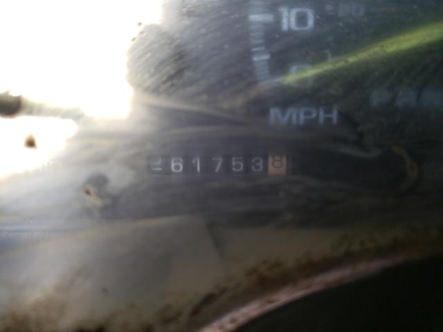 Photo 8 from auction – 1998 GMC SIERRA C15 with VIN 1GTEC14W4WZ550940