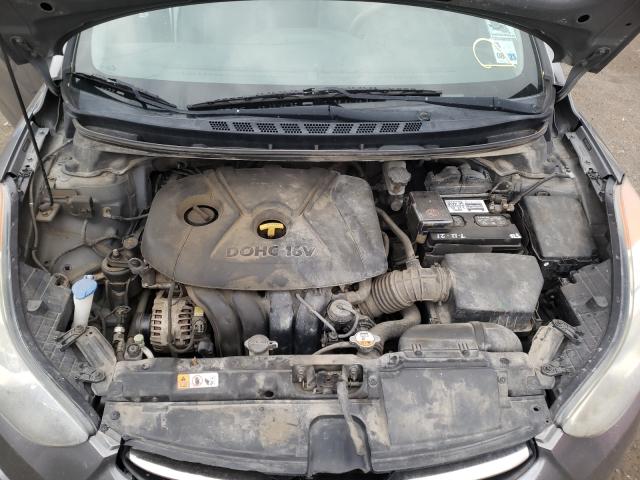 Photo 7 from auction – 2013 HYUNDAI ELANTRA GL with VIN 5NPDH4AE2DH227274