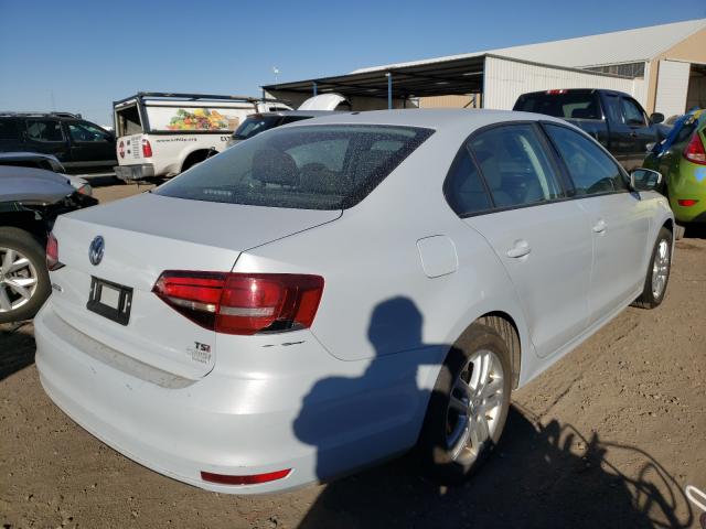 Photo 4 from auction – 2018 VOLKSWAGEN JETTA S with VIN 3VW2B7AJ8JM263268