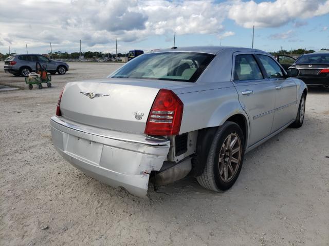 Photo 4 from auction – 2006 CHRYSLER 300C with VIN 2C3KA63H56H535974