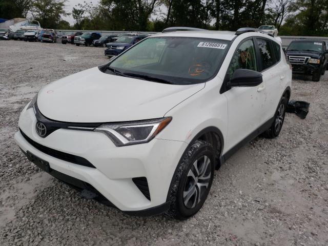 Photo 2 from auction – 2017 TOYOTA RAV4 LE with VIN JTMBFREV0HJ120662
