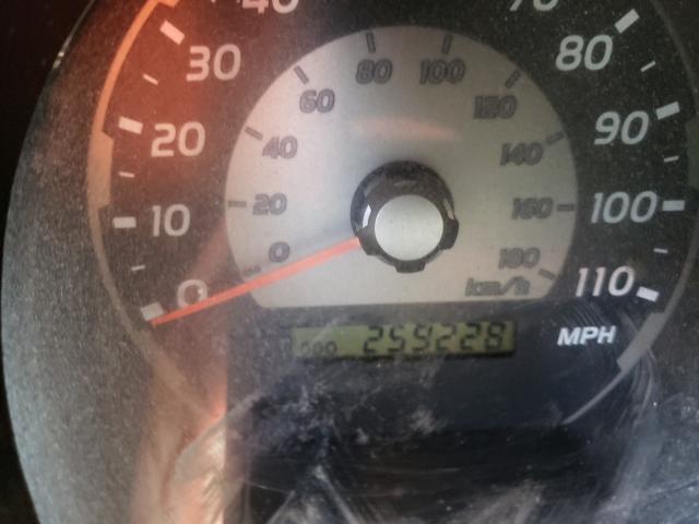 Photo 8 from auction – 2003 TOYOTA 4RUNNER SR with VIN JTEBT14R630016458