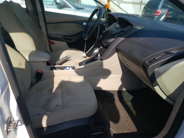 Photo 5 from auction – 2015 FORD FOCUS SE with VIN 1FADP3F22FL343400
