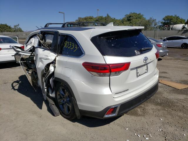 Photo 3 from auction – 2017 TOYOTA HIGHLANDER with VIN 5TDYZRFH4HS207896