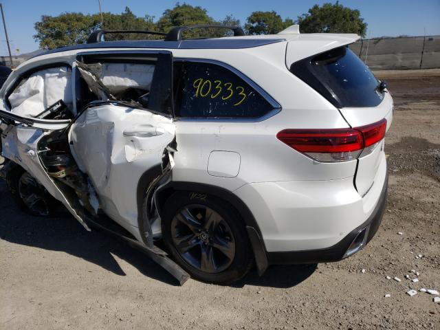 Photo 10 from auction – 2017 TOYOTA HIGHLANDER with VIN 5TDYZRFH4HS207896