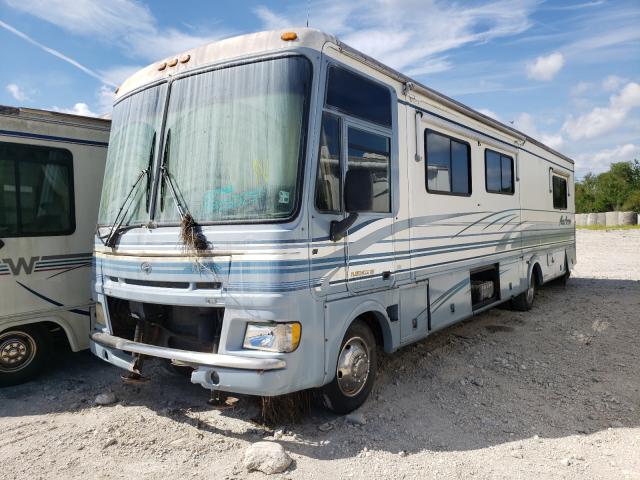 Photo 2 from auction – 2000 FLEETWOOD PACE ARROW with VIN 3FCNF53S3YJA09316