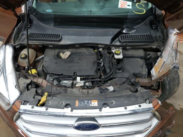 Photo 7 from auction – 2017 FORD ESCAPE SE with VIN 1FMCU9GD0HUA69382