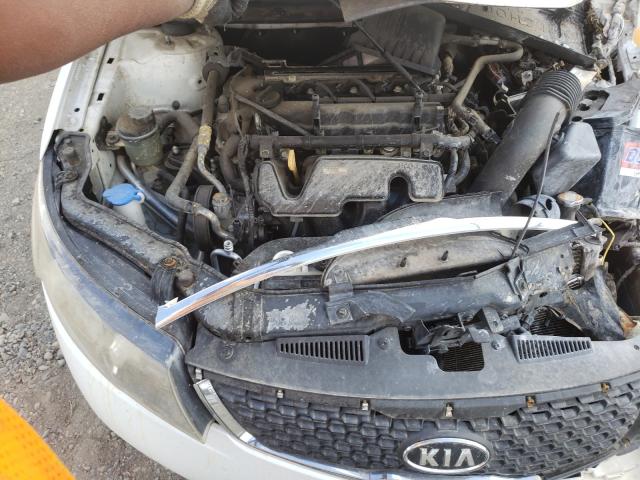 Photo 7 from auction – 2011 KIA FORTE LX with VIN KNAFT4A29B5377423
