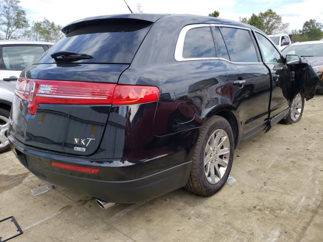 Photo 4 from auction – 2019 LINCOLN MKT with VIN 2LMHJ5NK1KBL03491