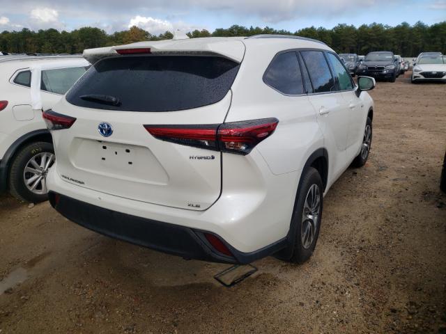 Photo 4 from auction – 2021 TOYOTA HIGHLANDER with VIN 5TDGBRCH4MS526715