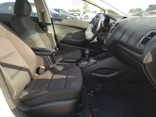 Photo 5 from auction – 2018 KIA FORTE LX with VIN 3KPFK4A73JE217994