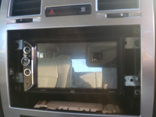 Photo 9 from auction – 2005 CHRYSLER 300C with VIN 2C3AA63H15H115994