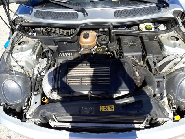 Photo 7 from auction – 2005 MINI COOPER S with VIN WMWRE334X5TD94346