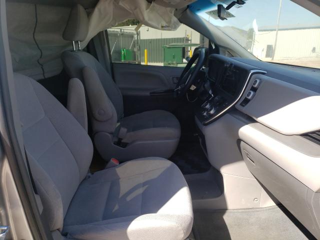 Photo 5 from auction – 2017 TOYOTA SIENNA with VIN 5TDZZ3DCXHS781766