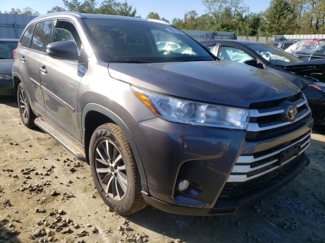 TOYOTA HIGHLANDER 2017 with VIN 5TDJZRFH9HS359917 - Photo from auction