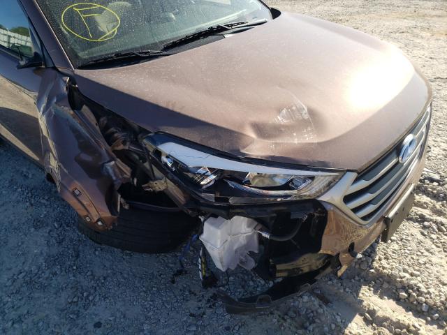 Photo 9 from auction – 2017 HYUNDAI TUCSON LIM with VIN KM8J3CA42HU550816