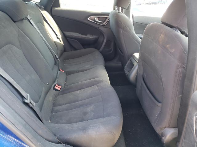 Photo 6 from auction – 2015 CHRYSLER 200 LIMITE with VIN 1C3CCCABXFN666031
